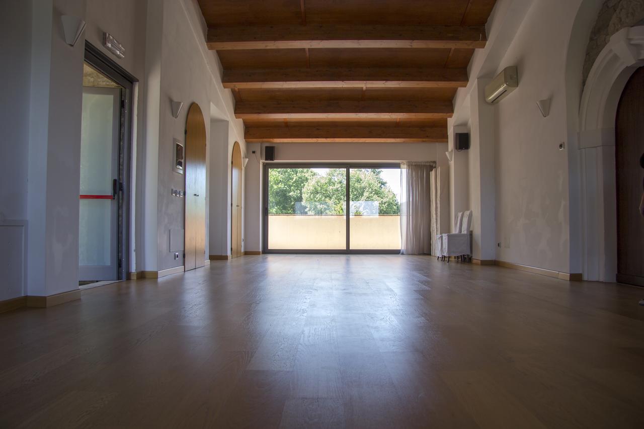 Le Torracce Agriturismo Olistico Hotel Valfabbrica Exterior photo